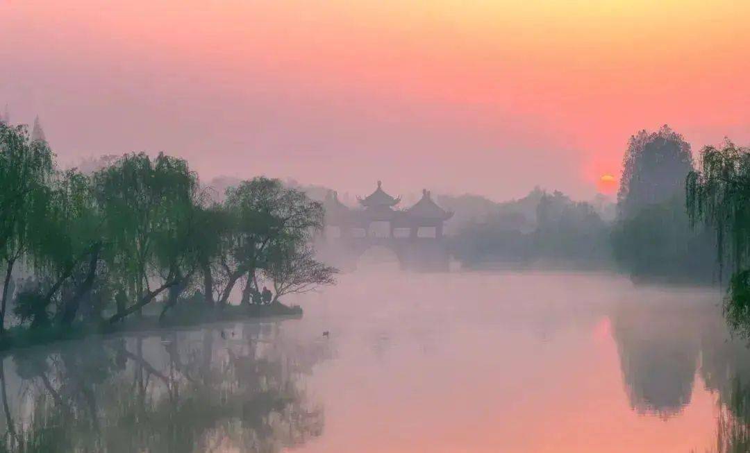扬州天乐湖张兴香图片