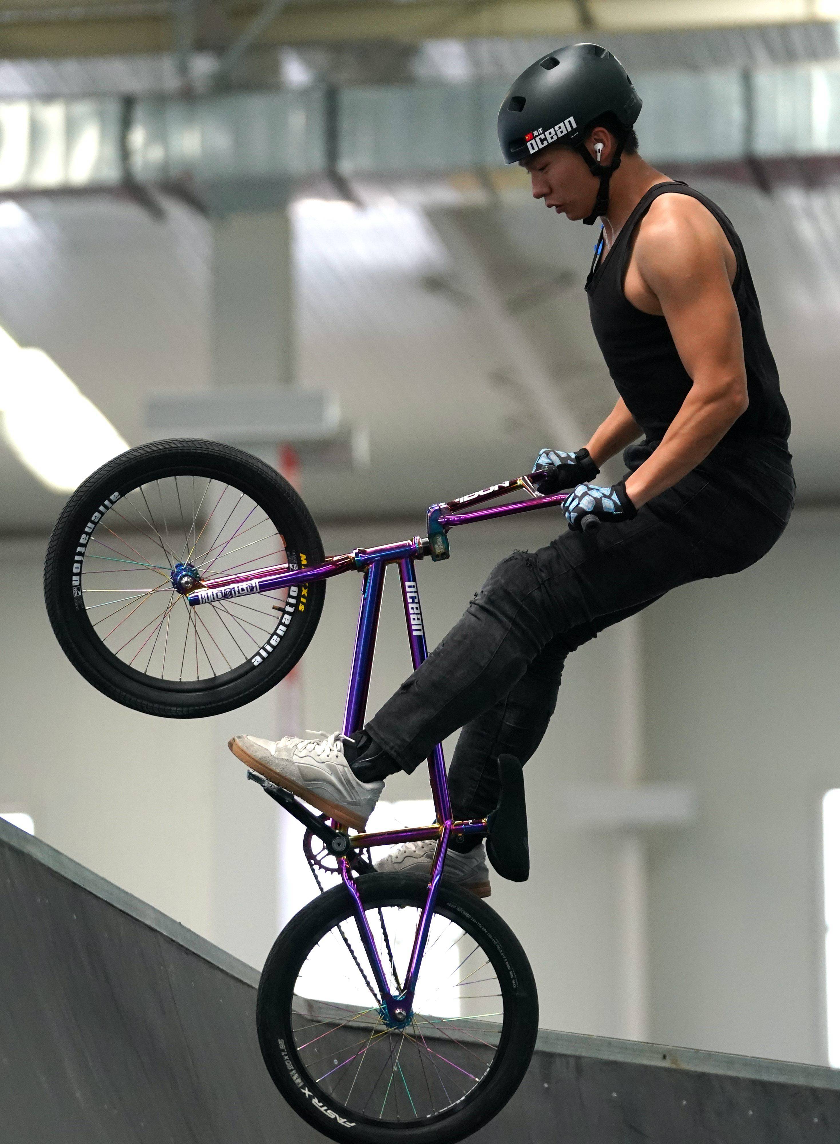 小轮车——自由式小轮车国家集训队备战_训练_新华社_昌黎