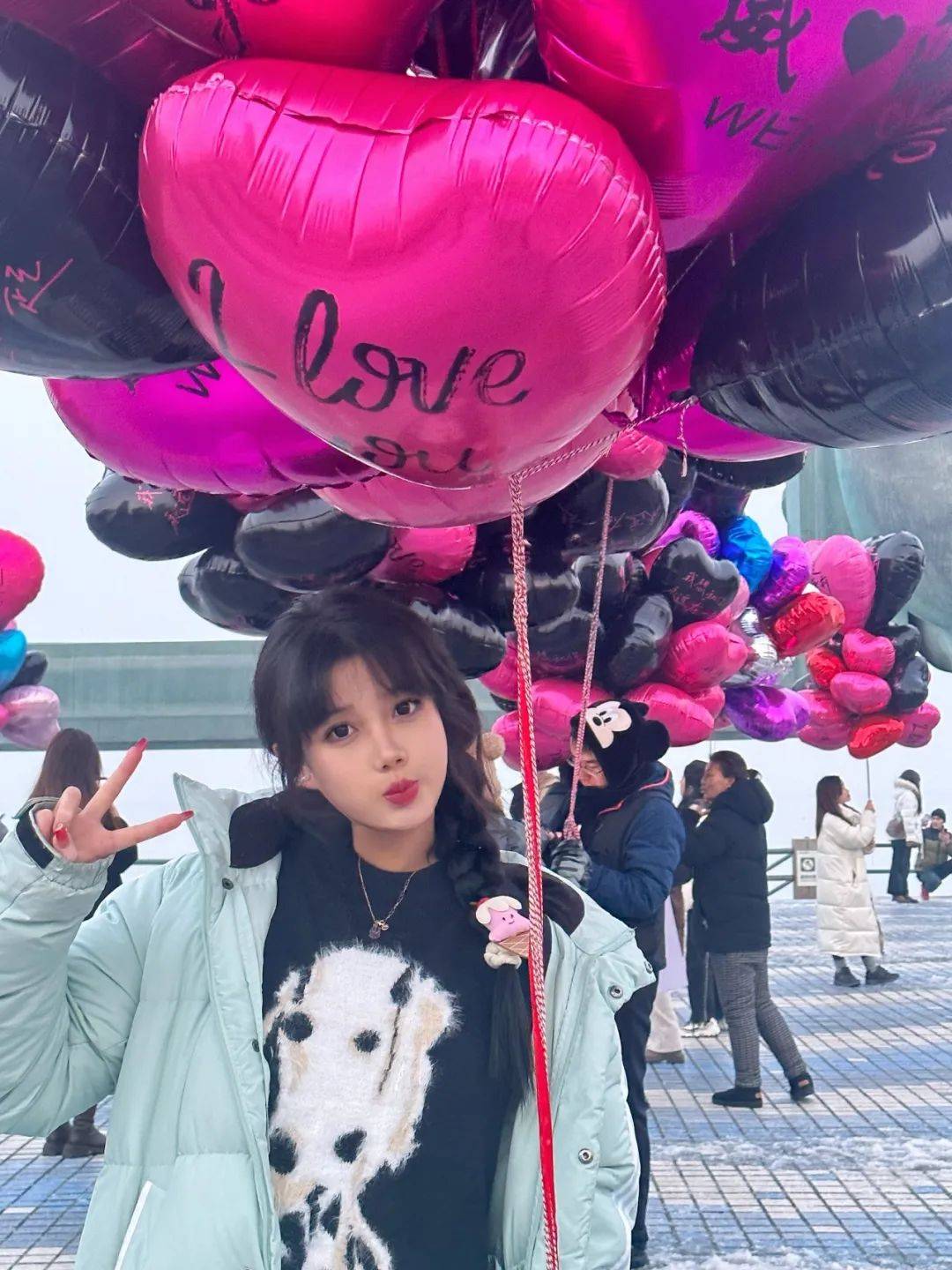 高靖高霖叶朱睿夏梦凡冯佳锐李嘉怡节目单1,良宵2,二泉映月3,兰花花