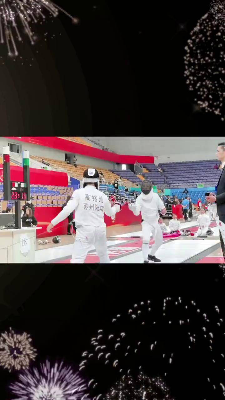 祝贺帅哥们夺得双冠.继续加油!luqi击剑校园击剑少