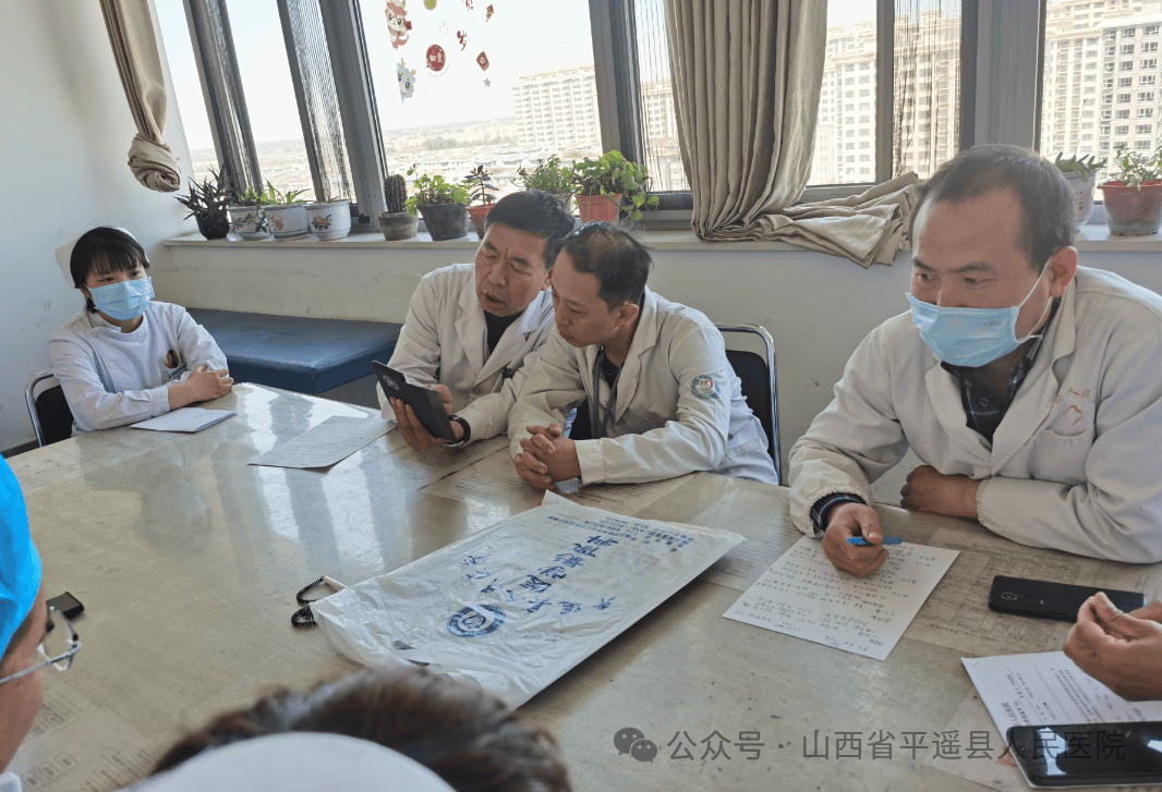 珍主任,心血管内科王小康副主任,泌尿外科张英川护士长等人员共同参与