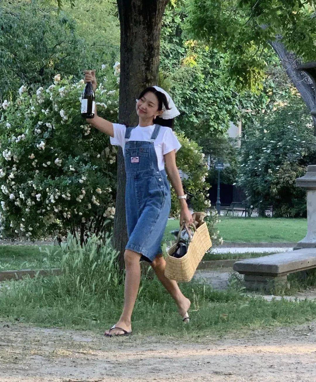 博主fever_r,小个子姐妹的穿搭指南.