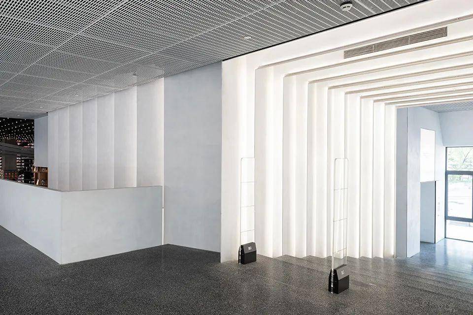 场景访谈 | 建筑光学专家张昕:光的情感计算与空间赋能_设计_视觉