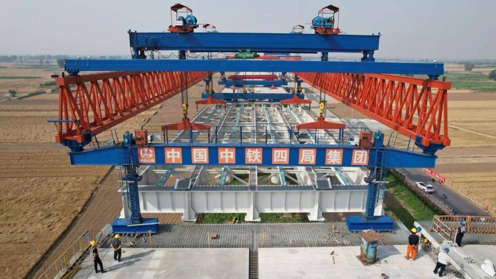 也充分展示了中铁四局在桥梁建设领域的实力和水平