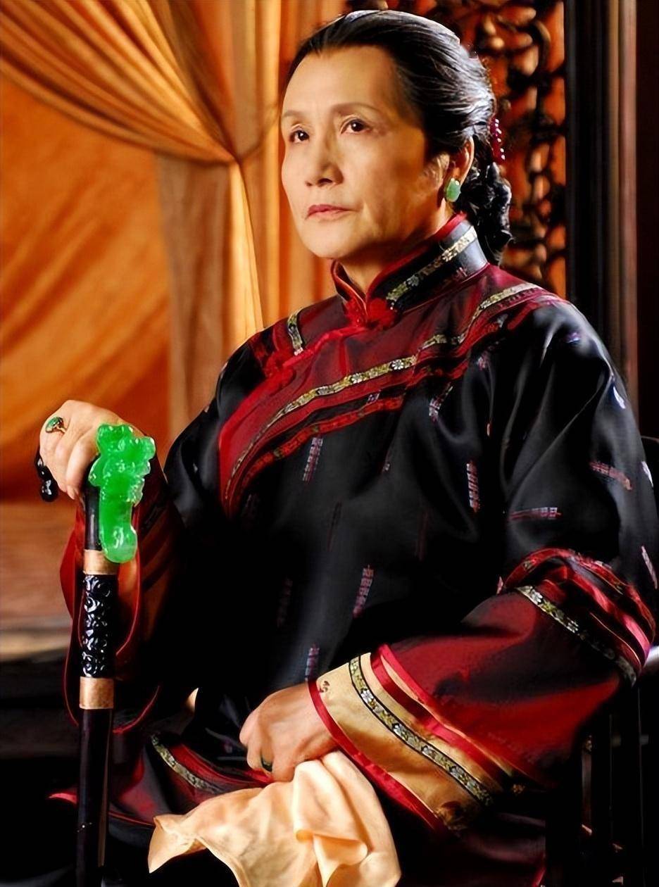 88岁郑毓芝,和上海话剧圈焦晃齐名,丈夫去世后,令她幡然醒悟_生活