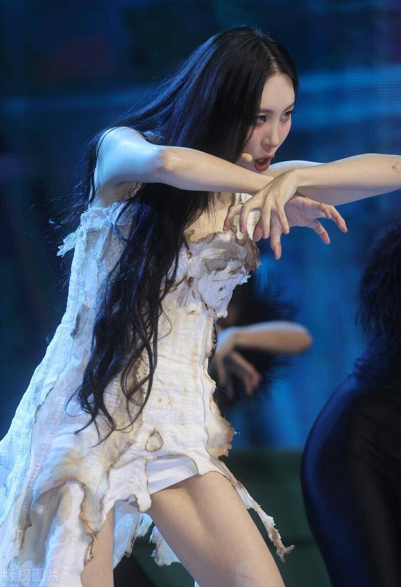 宣美这身材,这才是尤物啊!