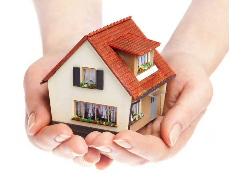 买房可不敢说buy a house, 老外会误会的!_房子_别墅_英语