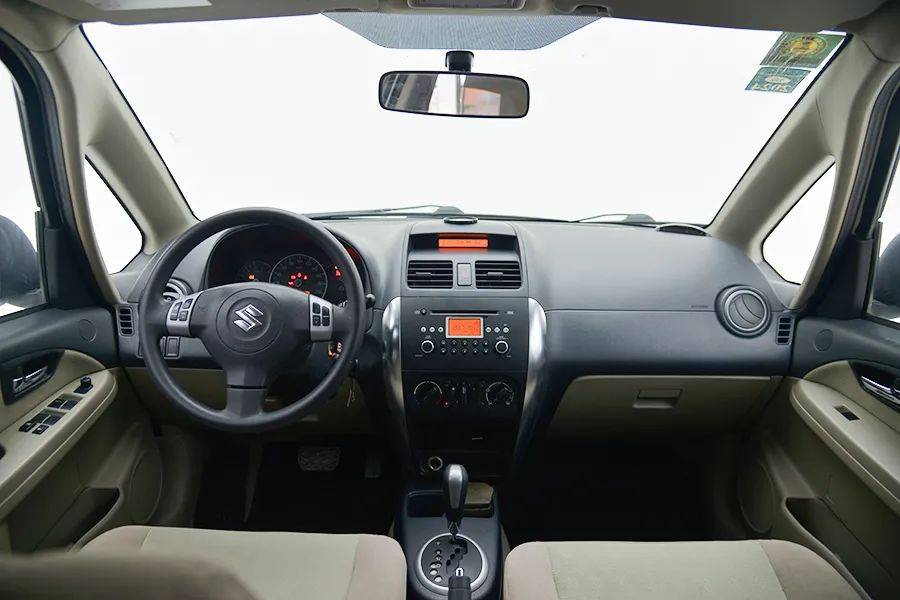 二手车:1.5万出售铃木天语sx4