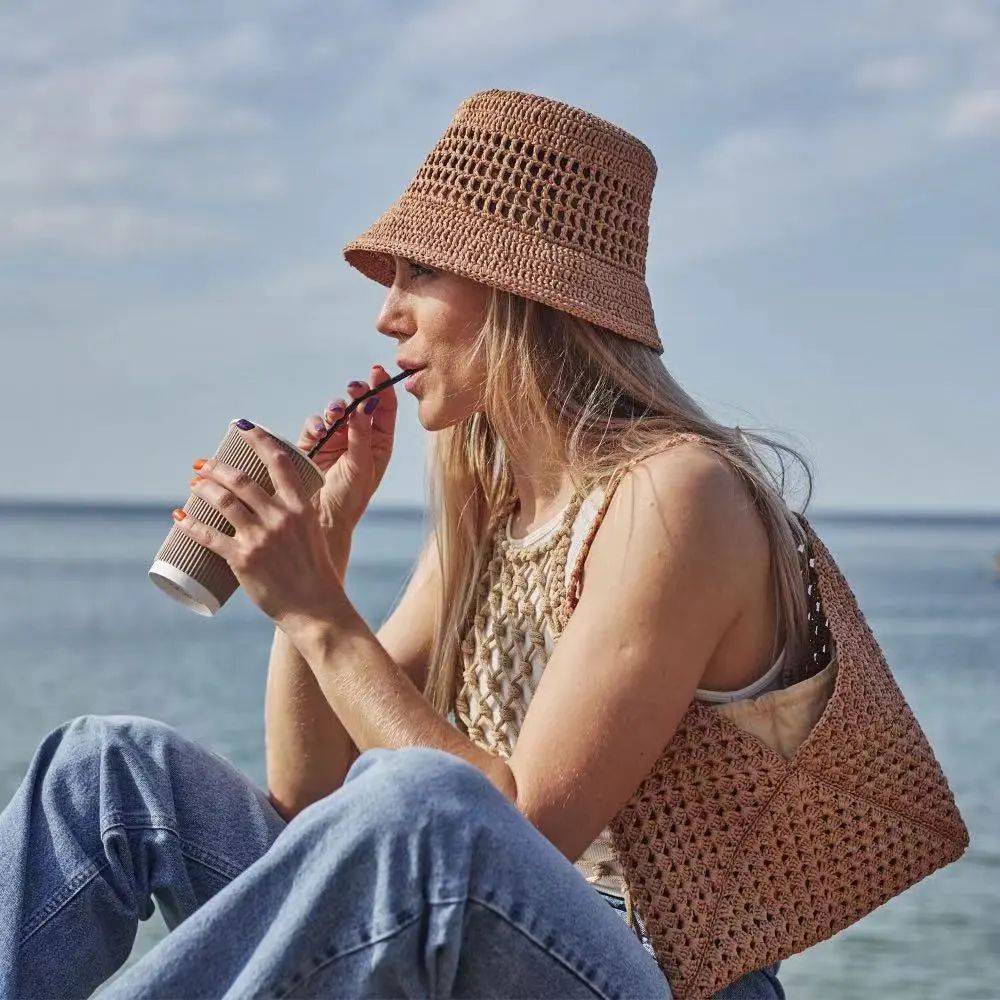 这四款时髦变美两不误_桑蚕丝_钟型_帽子