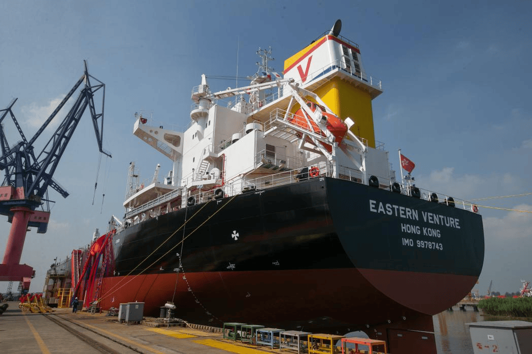 华光再签订2艘皇冠63plus建造合同_海运_船舶_合作