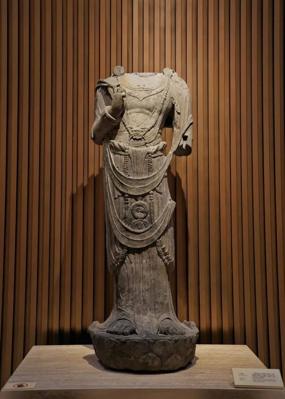 77件上海博物馆古代雕塑珍品,呈现一部跨越3200年的中国古代雕塑图史!