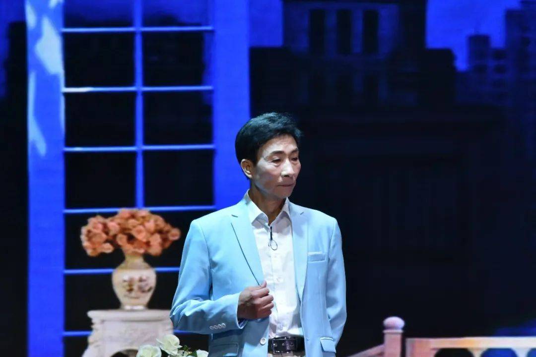 顾敏琾《家·瑞珏自叹》 表演者:朱丽萍《家·洞房》 表演者:张秀珍