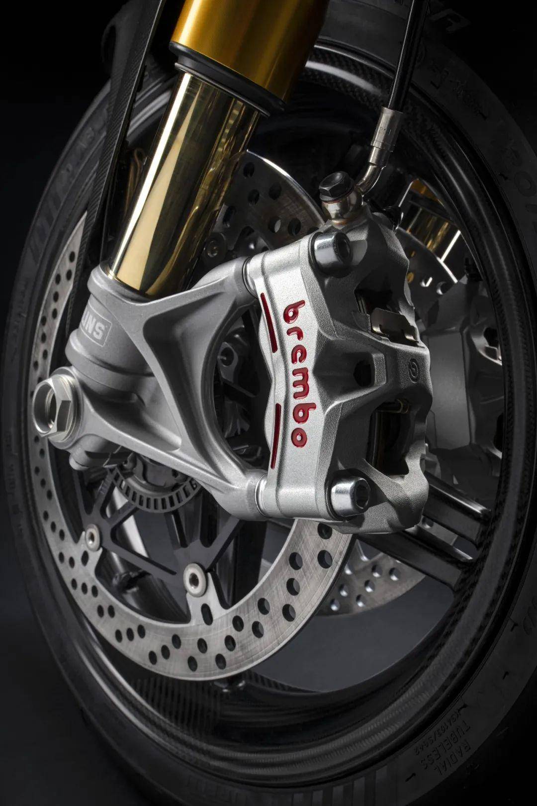 街霸之巅,ducati streetfighter v4 sp2