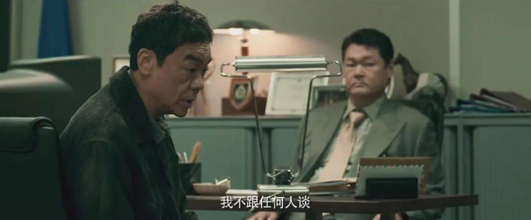 年年被骂的港片,终于杀出一部黑马!