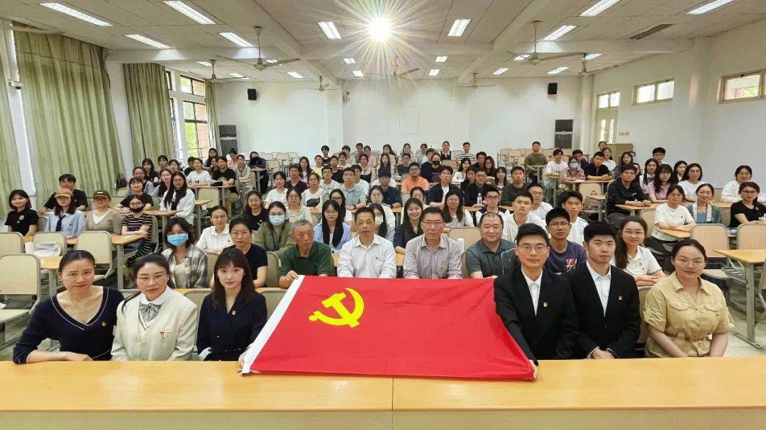 毕业季·朋辈分享丨愿你们心有繁星,沐光而行