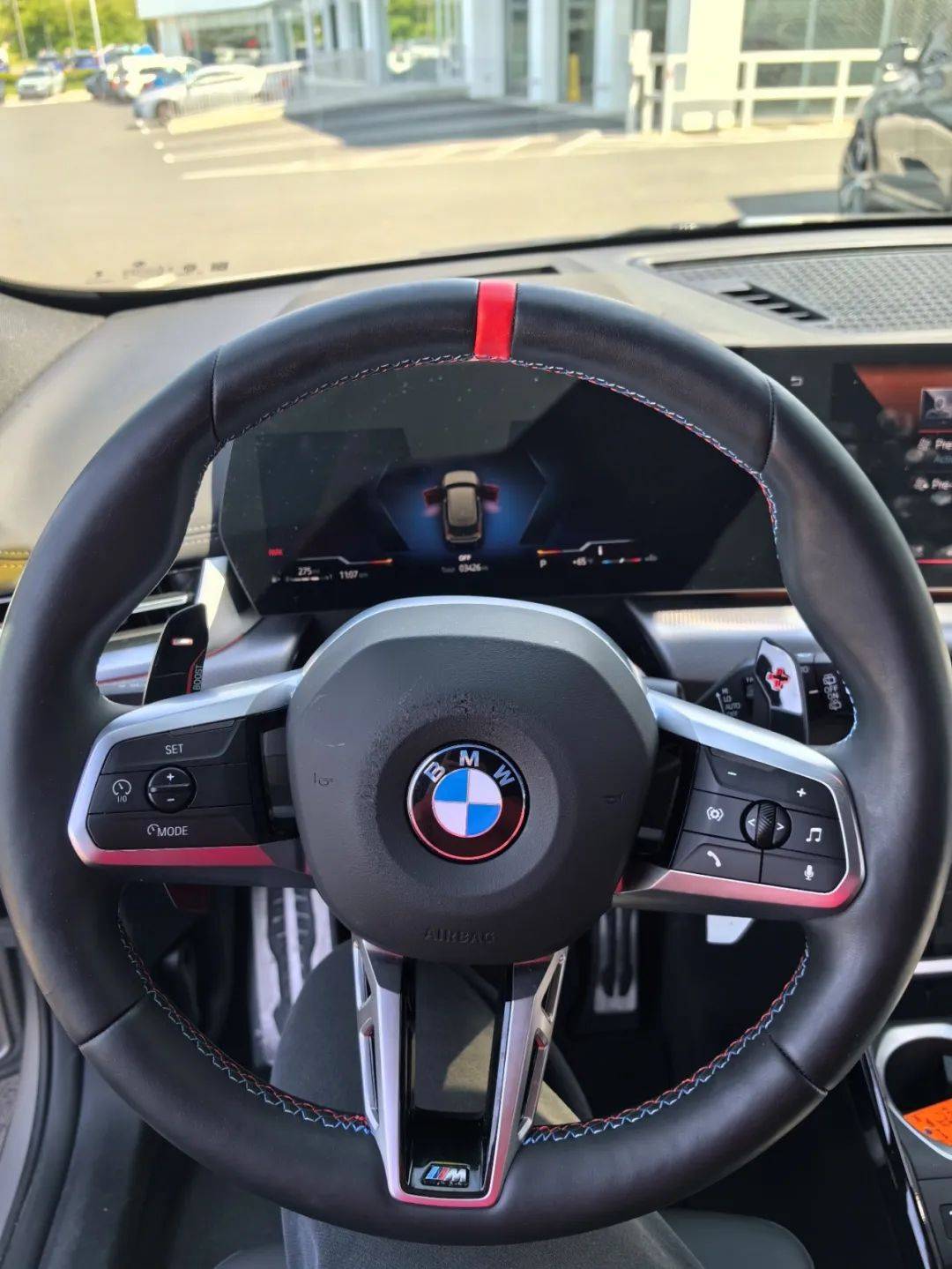 宝马客海外试驾全新宝马x1 m35i:"驾驶感受很惊喜,改