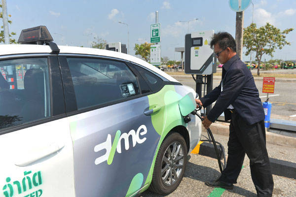 新能源汽车:产业合作是共赢之道