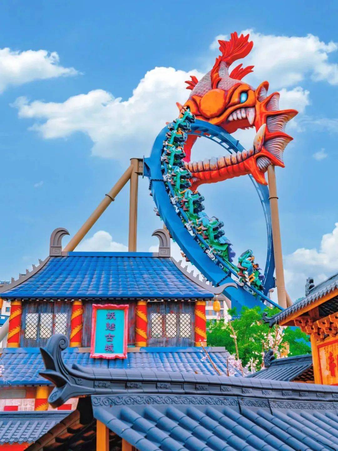 图片来源:南京欢乐谷公众号端午期间,欢乐谷及南京玛雅海滩将开展多类