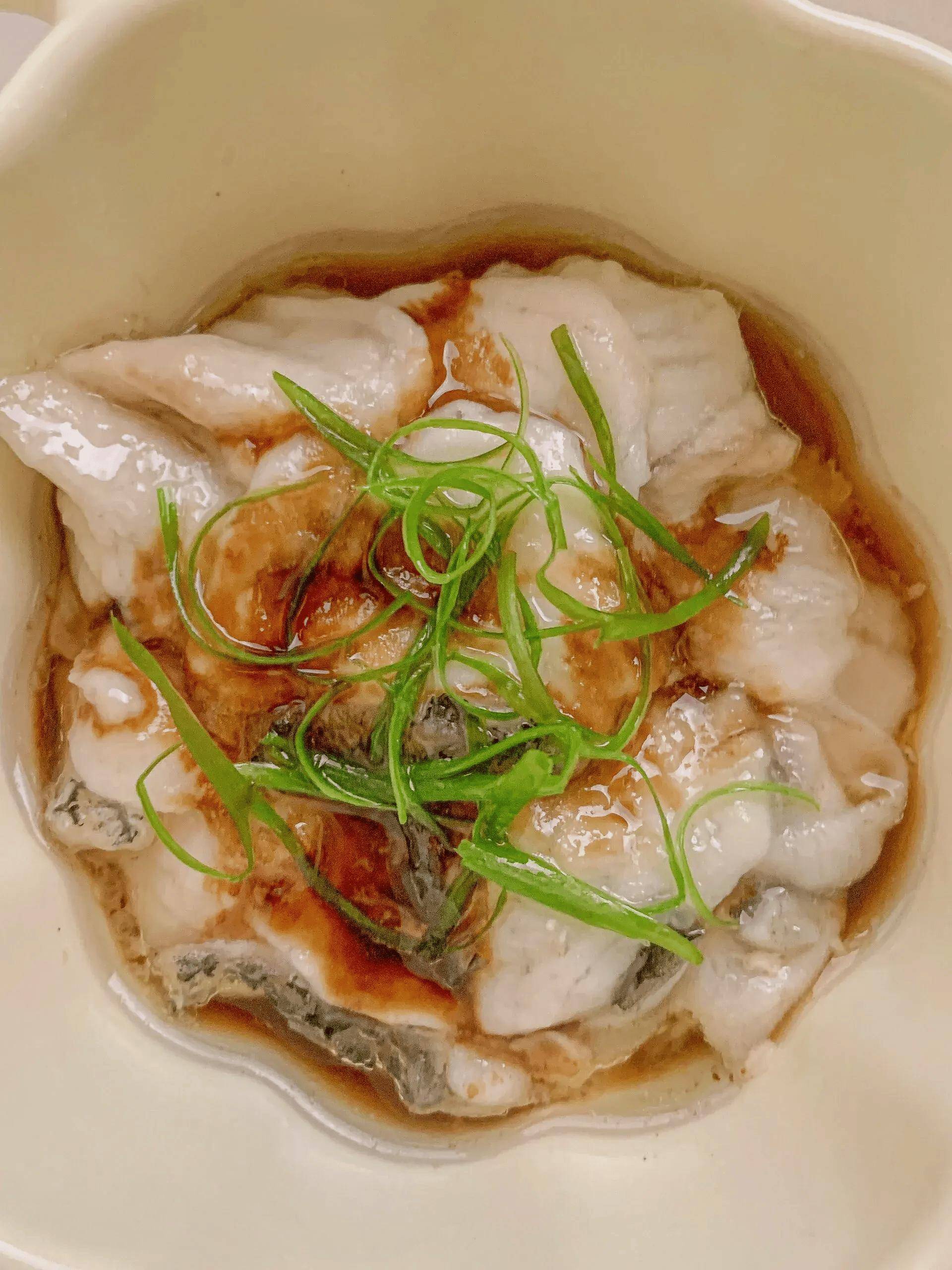 这鱼再贵也一定要吃,能增强免疫记忆,护眼,发育期孩子别错过_砂锅