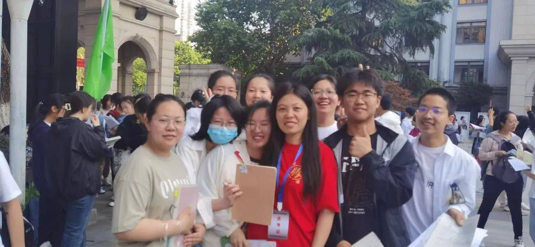 2024高考语数英三门权威卷评!