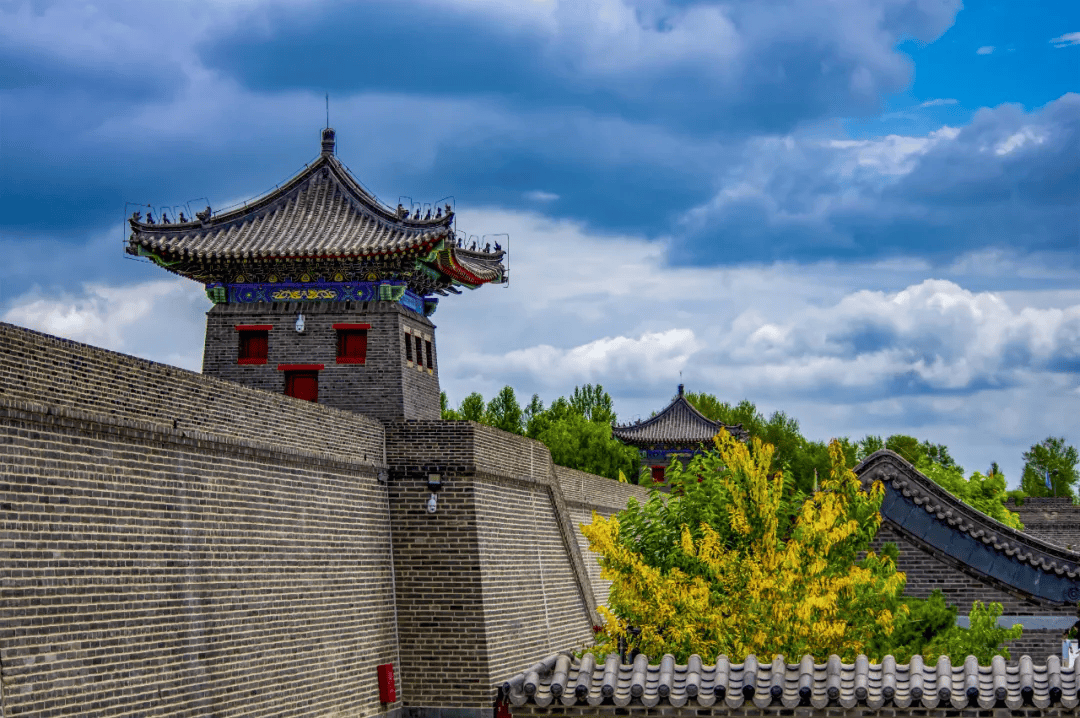 内蒙古兴安盟大学图片