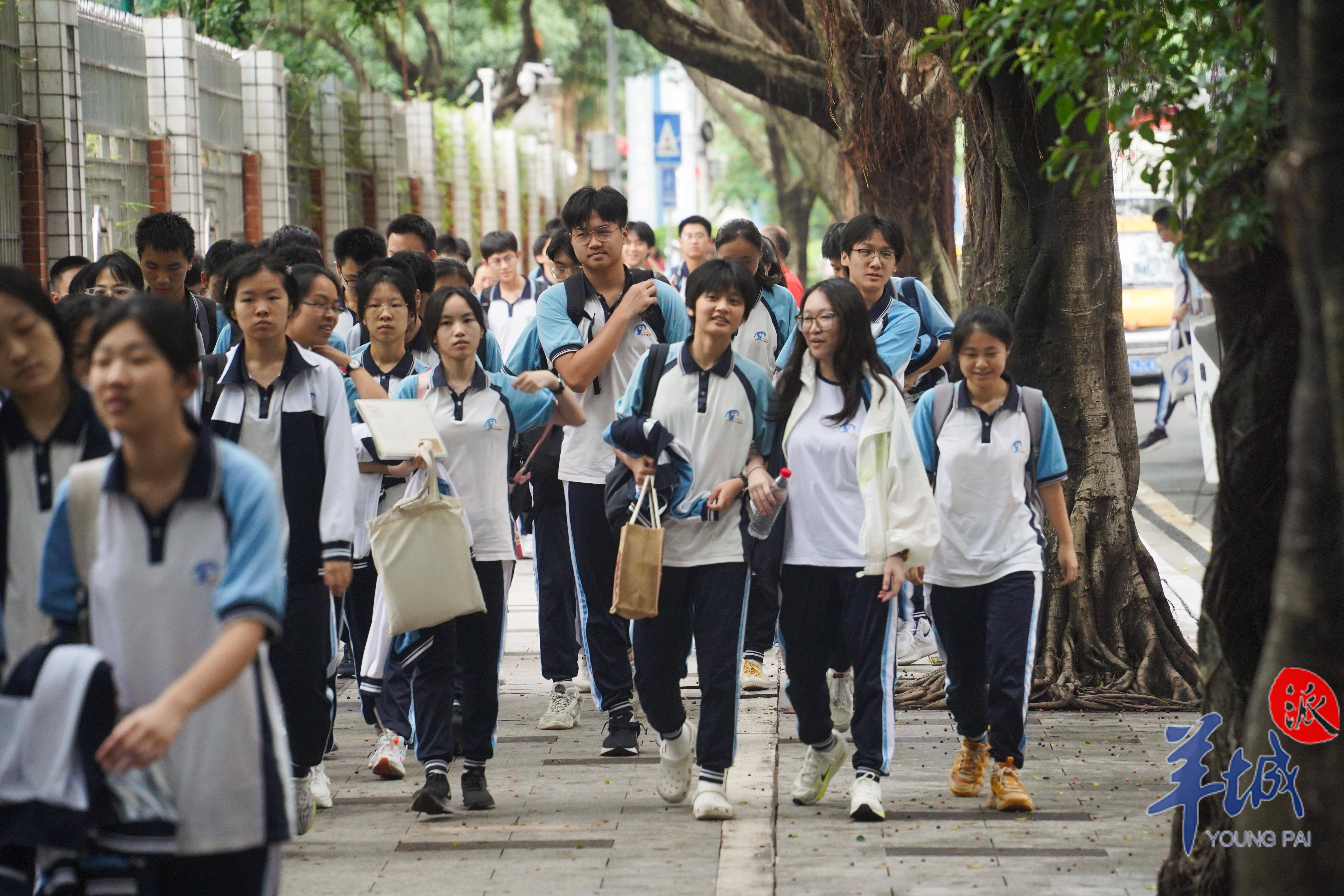 广州市天河中学(珠江新城校区)考点▼