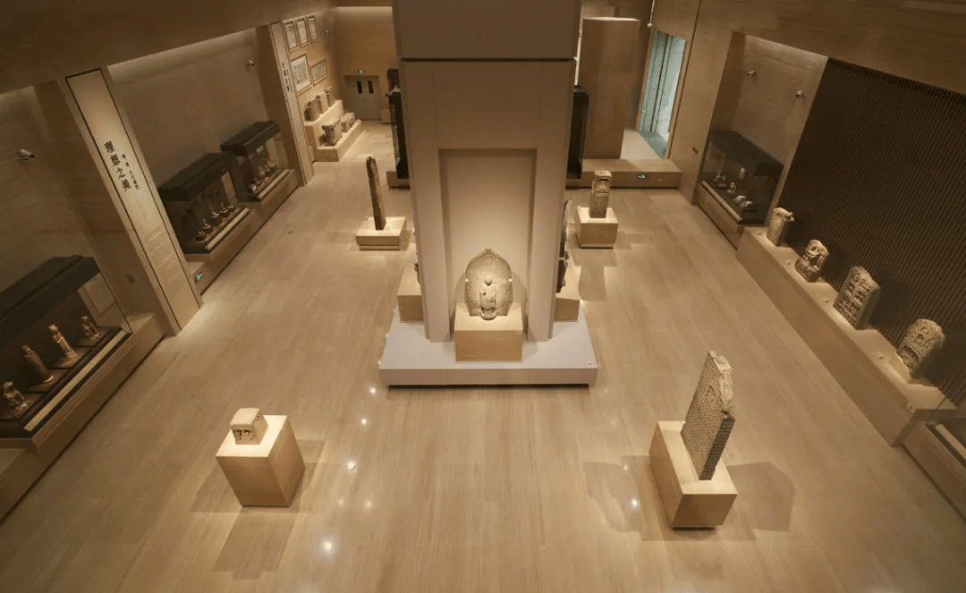 77件上海博物馆古代雕塑珍品,呈现一部跨越3200年的中国古代雕塑图史!