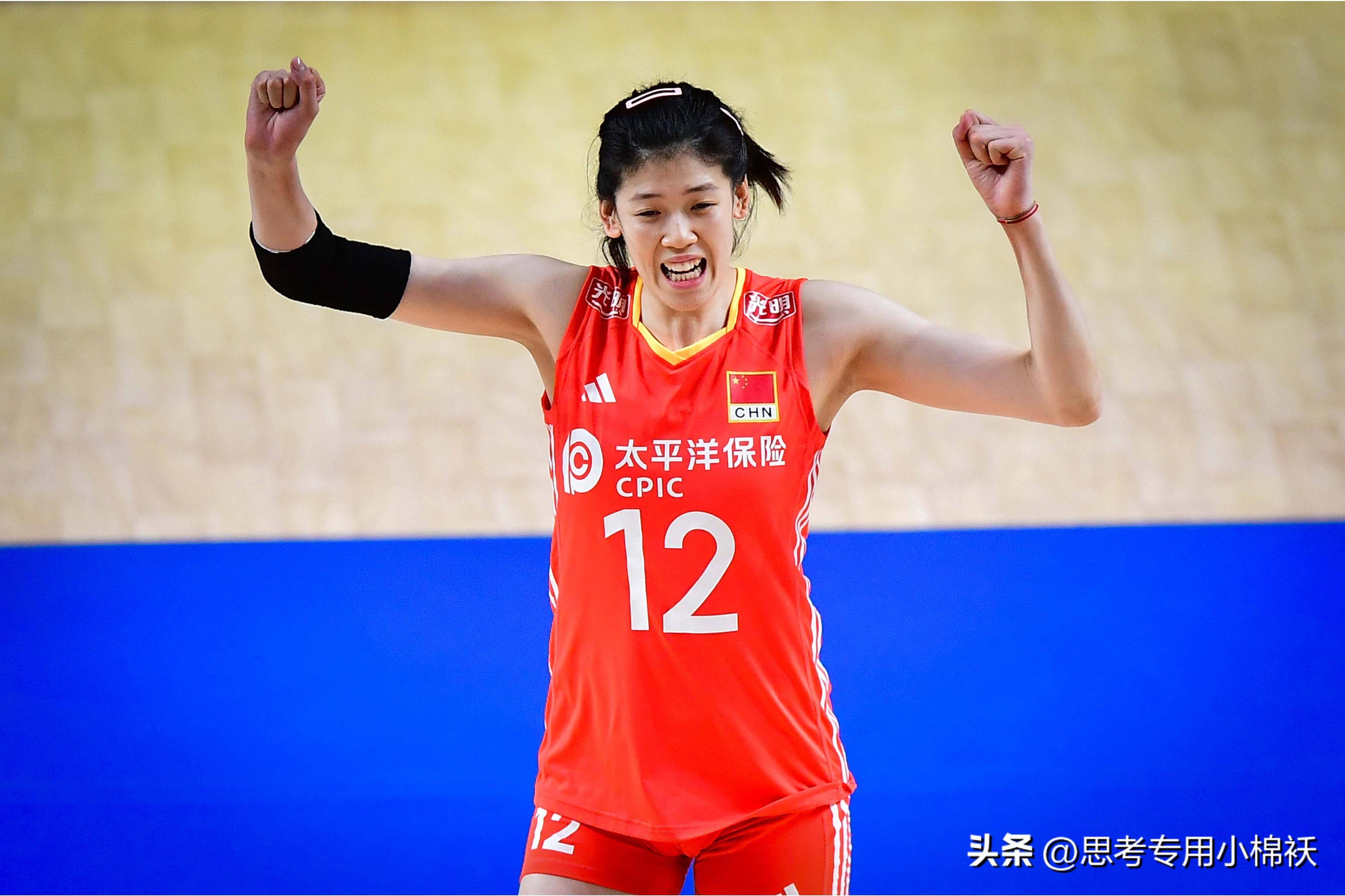 朱婷首发!中国女排3-0赢球,基本锁定奥运席位,惠若琪微笑观战