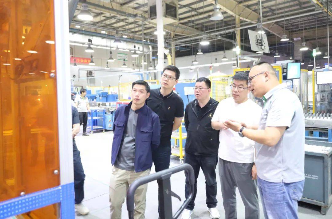 尼得科电机(青岛)有限公司交流学习此次家电班游学的最后一站来到了