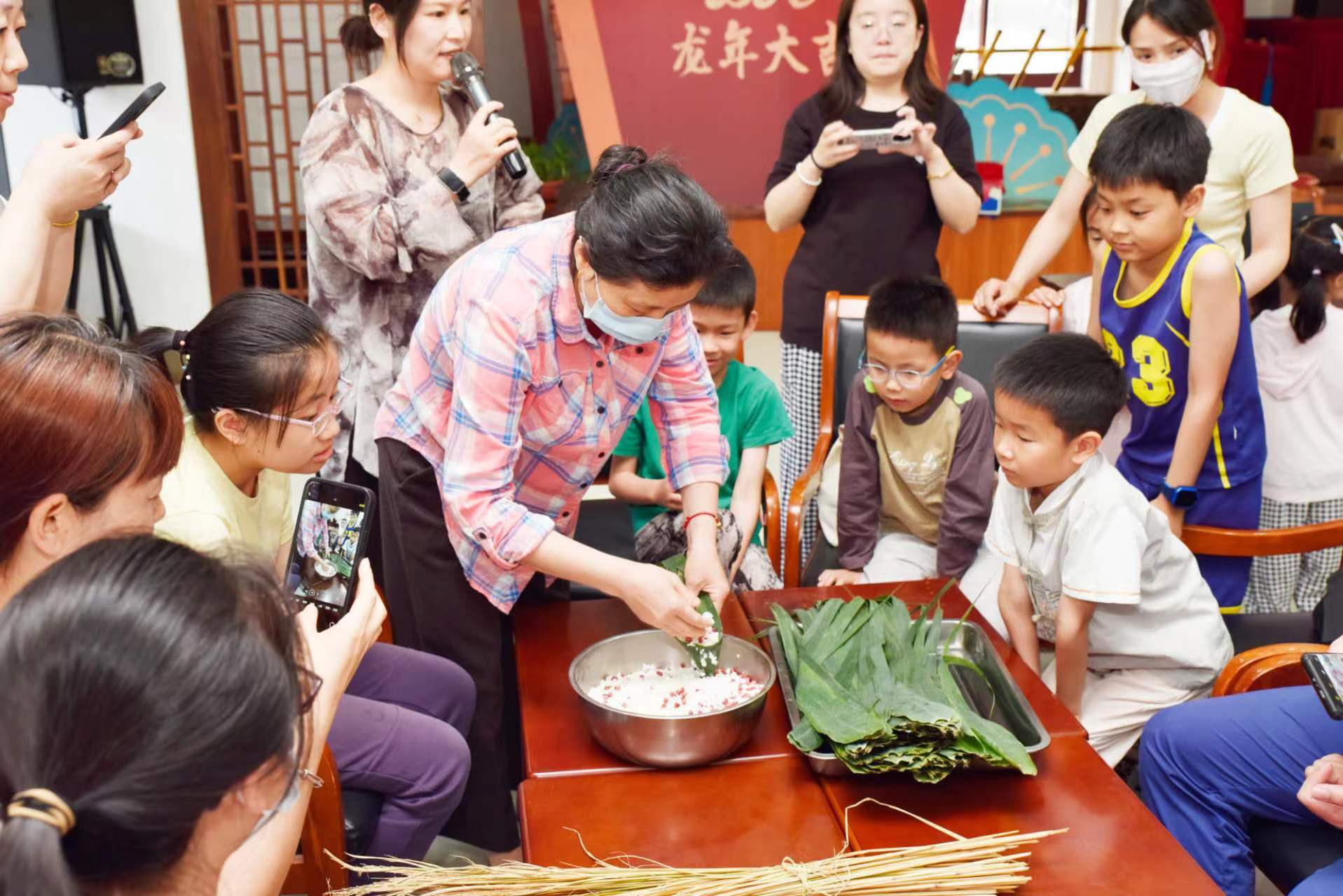 中国妇女网 :澳门正版资料免费更新结果查询-好评中国·锦言锦句丨弦歌不辍，那生生不息的文化脉动