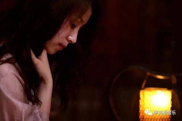 【明天你是否依然爱我】童安格经典怀旧歌曲【深情次中音萨克斯音乐】