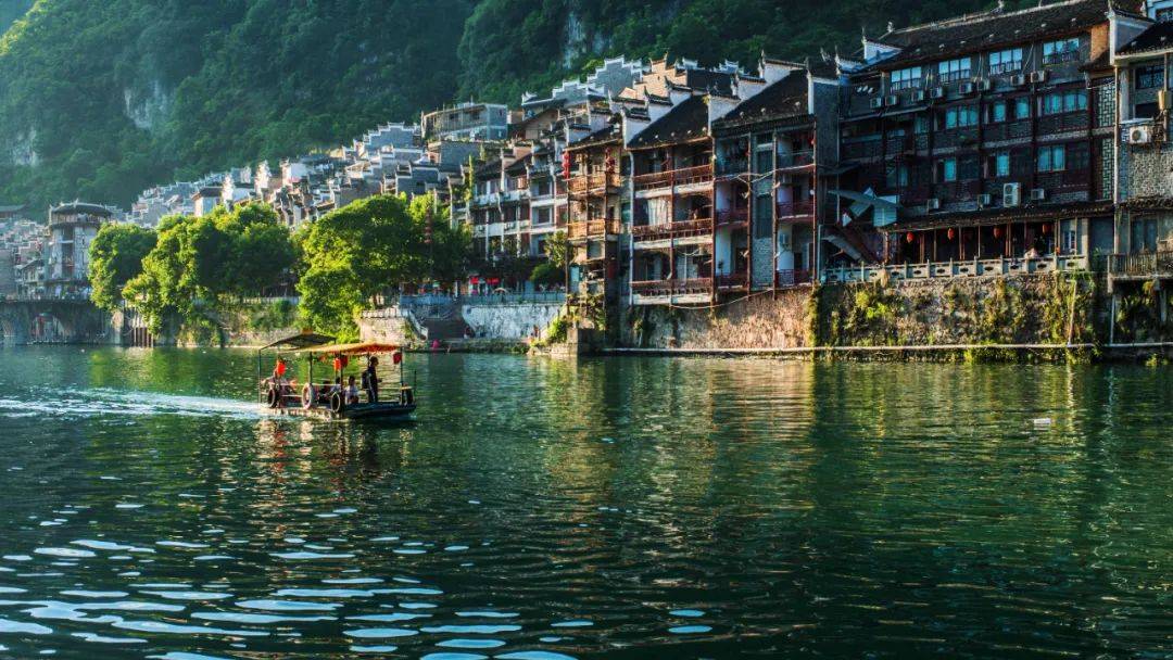 登世界遗产梵净山赏黔东南绝美风景!独家安排3晚风景美宿