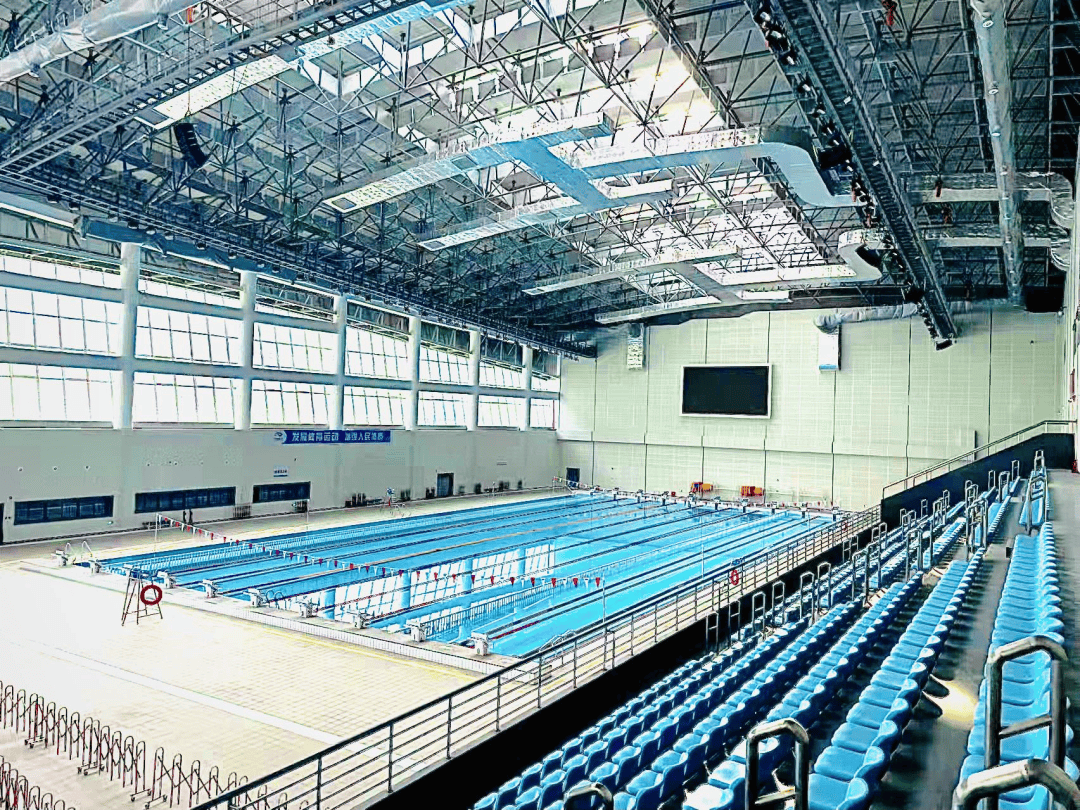 内江市体育中心游泳馆暑假训练班招生啦!