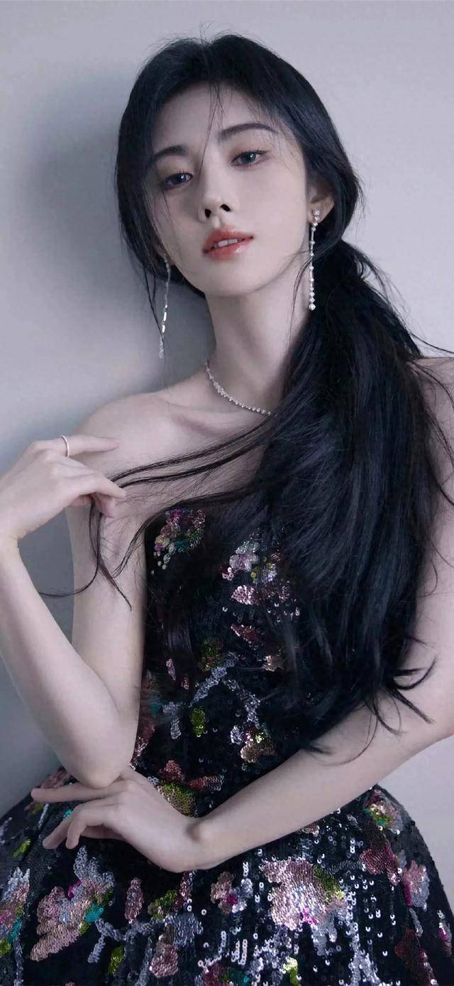 千年难得一见的美女,鞠婧祎全屏美照