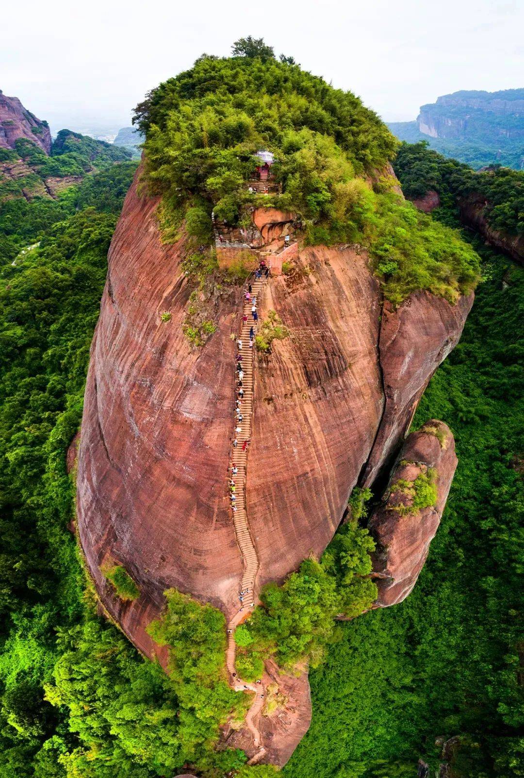 丹霞山来仁化旅游记得带上准考证全国各地的高考生,中考生们让广大