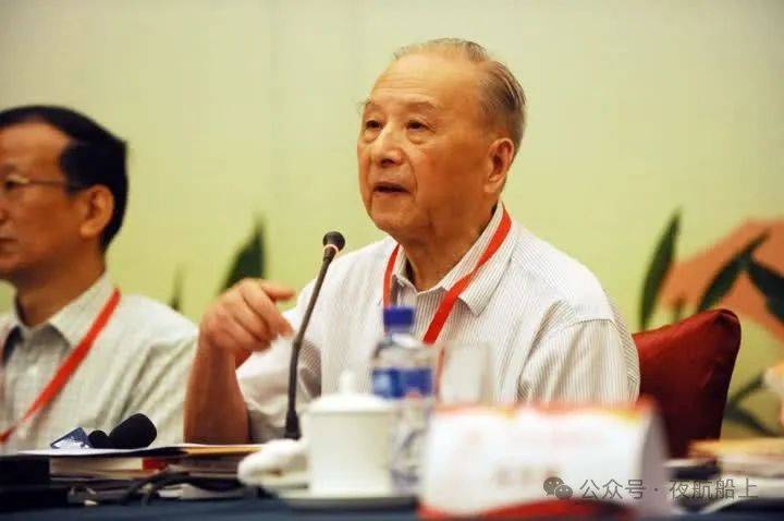 他是张謇研究的一面旗帜,不是南通人,却对南通有着深厚感情