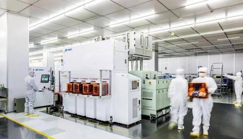 国际先进芯片制造生产线用了中国公司近600台刻蚀机？上海半导体产业有韧性