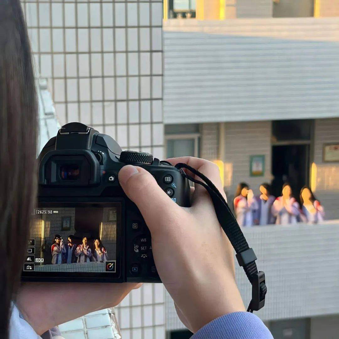 个性氛围感青春背景图95快添加解锁吧95头像,壁纸,表情包,文案