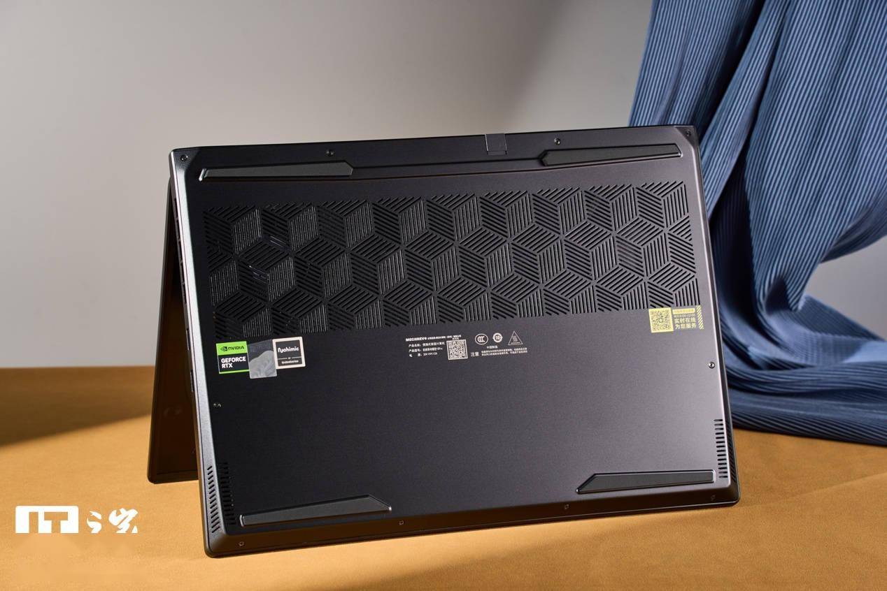 机械革命耀世 15 pro 游戏本评测