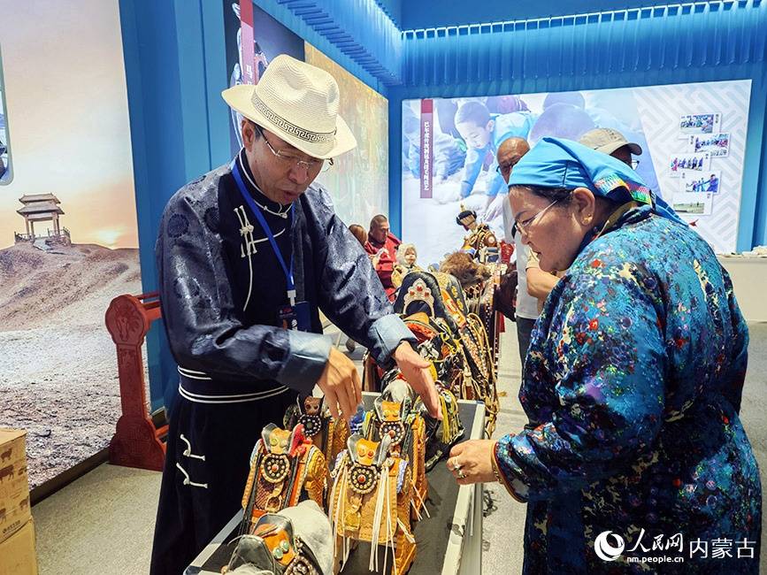 2600余件"非遗"亮相内蒙古展览馆_活动_刘艺琳_文化