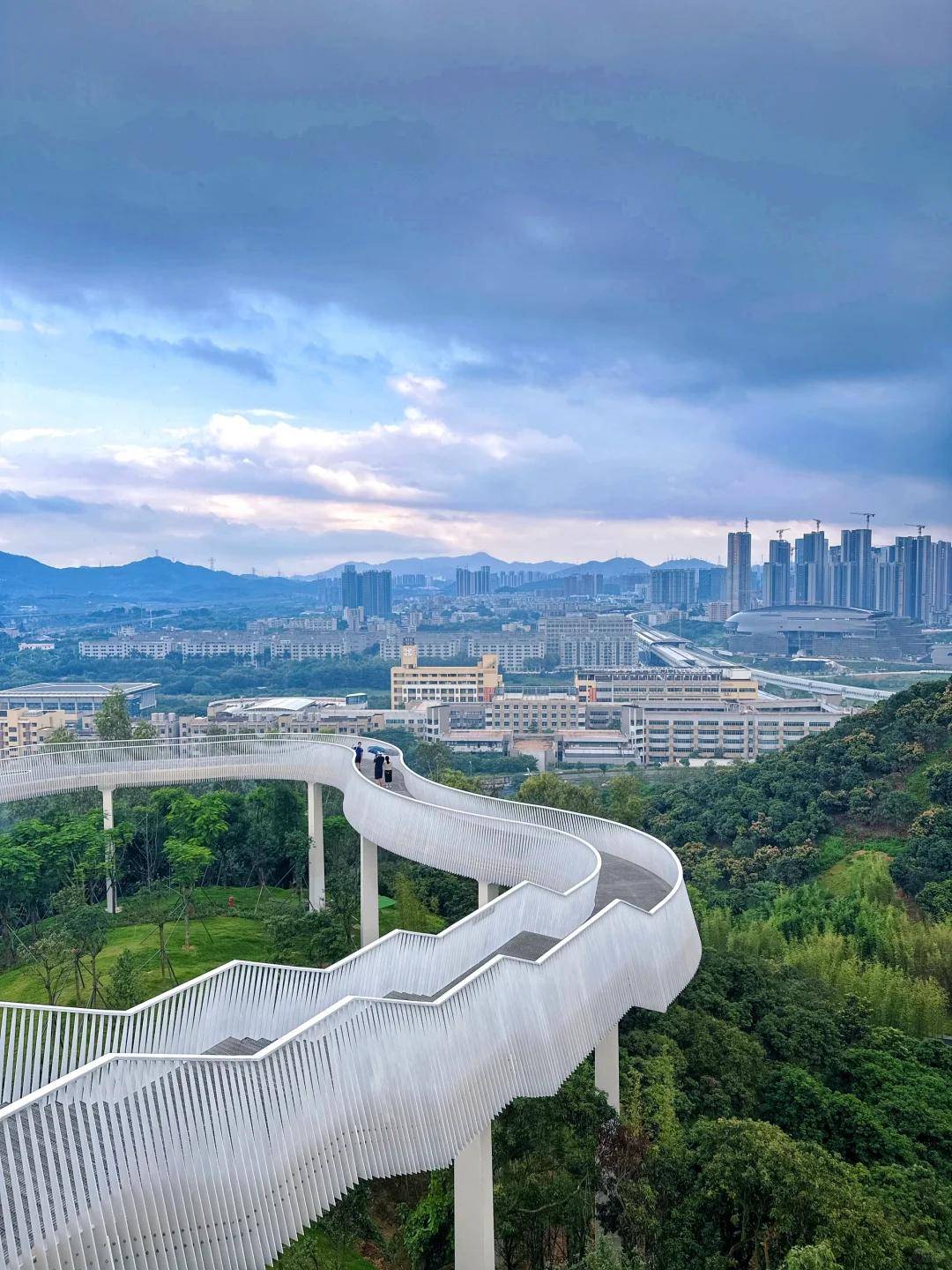 深圳最大的城市公园开园啦!光明天空之镜的科学公园 值得一去