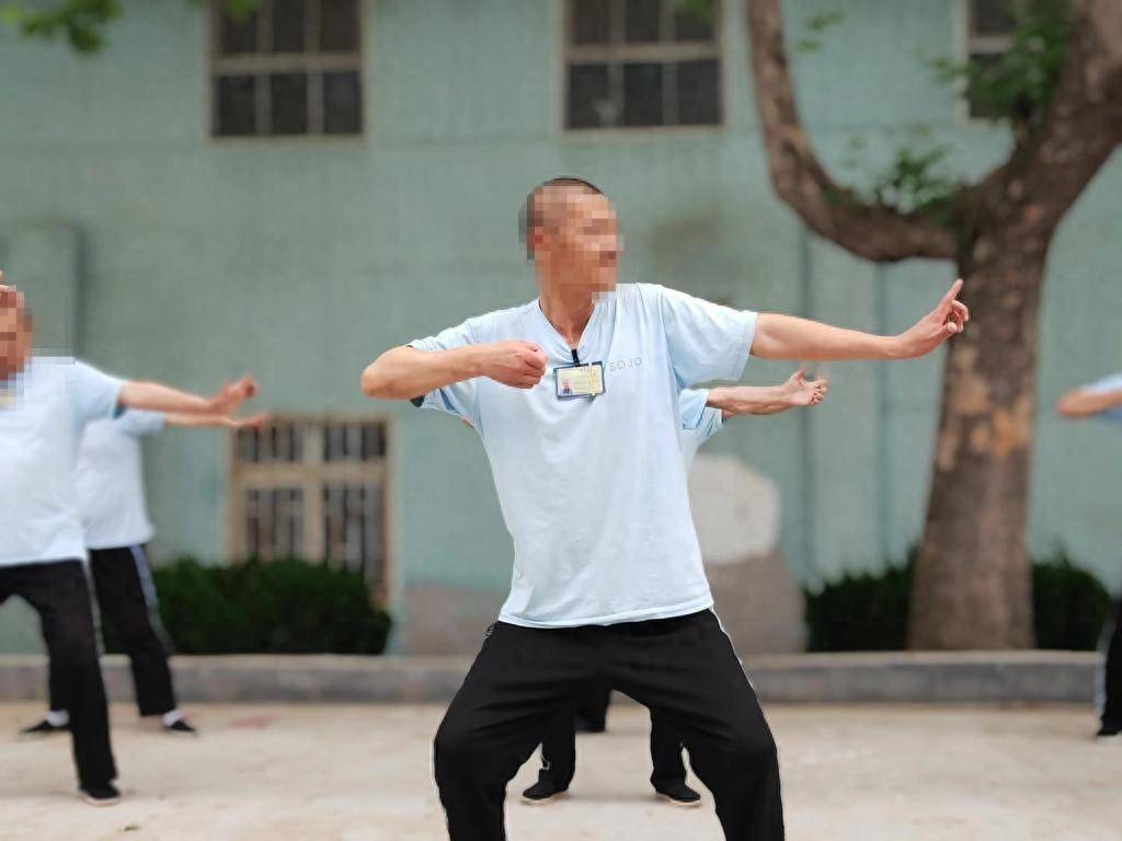 吸毒后坠入深渊的人生，在强制隔离戒毒所里找到“救赎”_搜狐网