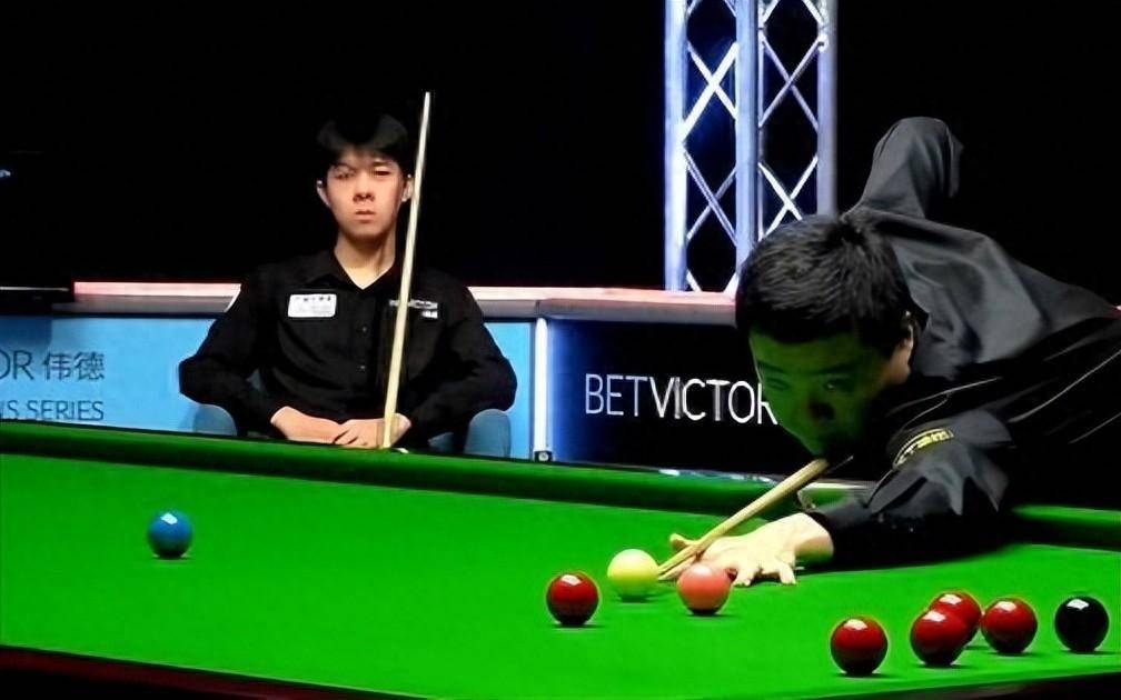 3-0,中国小将横扫冲冠,120-0,108-5,4届世界冠军3-0霸气开局