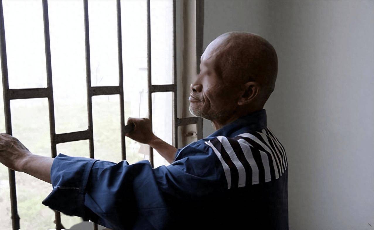 "好死不如赖活"还是"生不如死"?无期刑犯晚年生活没那么简单