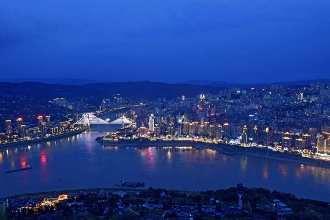 涪陵城夜景模式开启夜幕降临,华灯初上