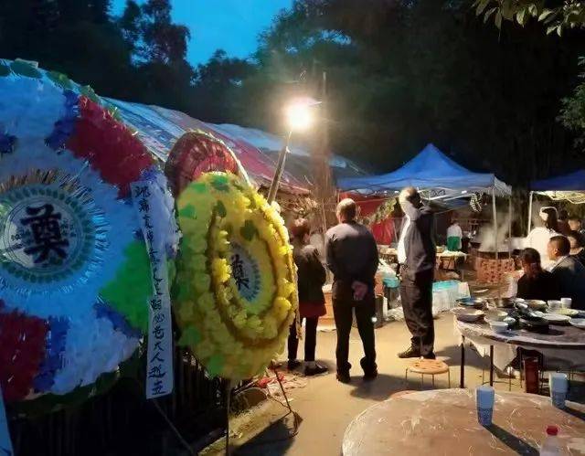 "丧事5人不去,家人顺顺利利",5人分别是指谁?为啥不能去?