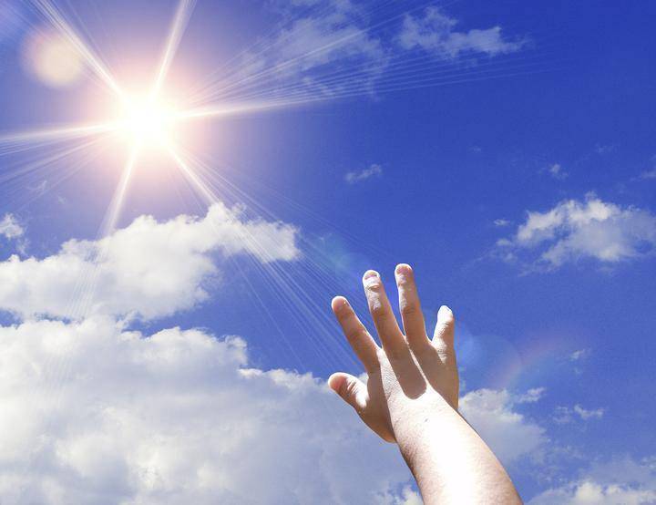 健康小站丨高温模式即将开启,医生教你科学防晒,美美过夏天