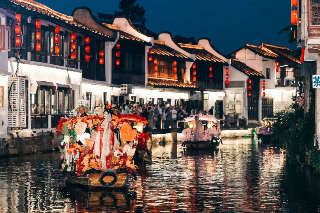 上海这些古镇,古风,月下,清荷,咖啡香!