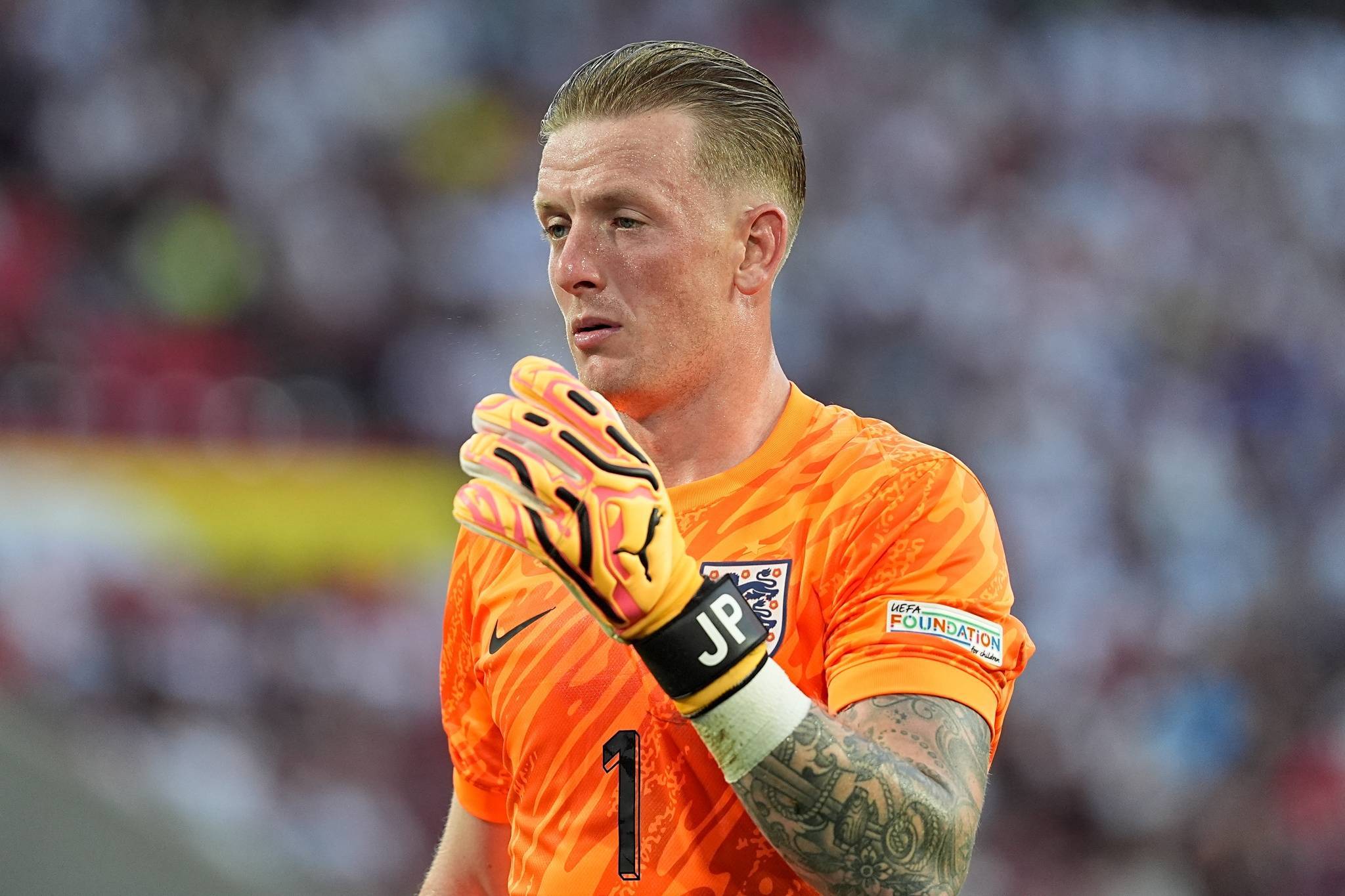 皮克福德:零封是全队的功劳 格伊缺阵是其他人证明自己的机会