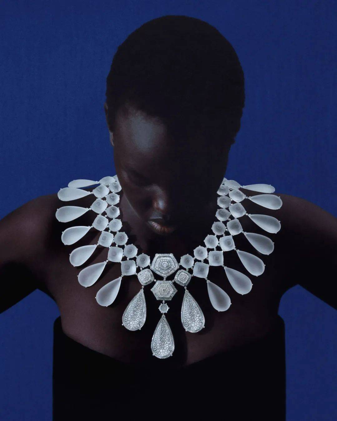 给小众宝石"抬咖"! 他们可太会了